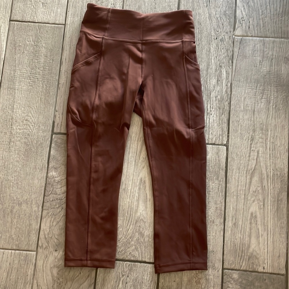 Lululemon crop legging size 4 brown